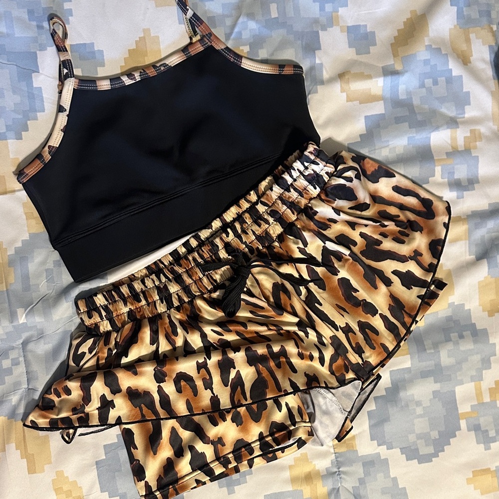 Black and Leopard Print Sports Set